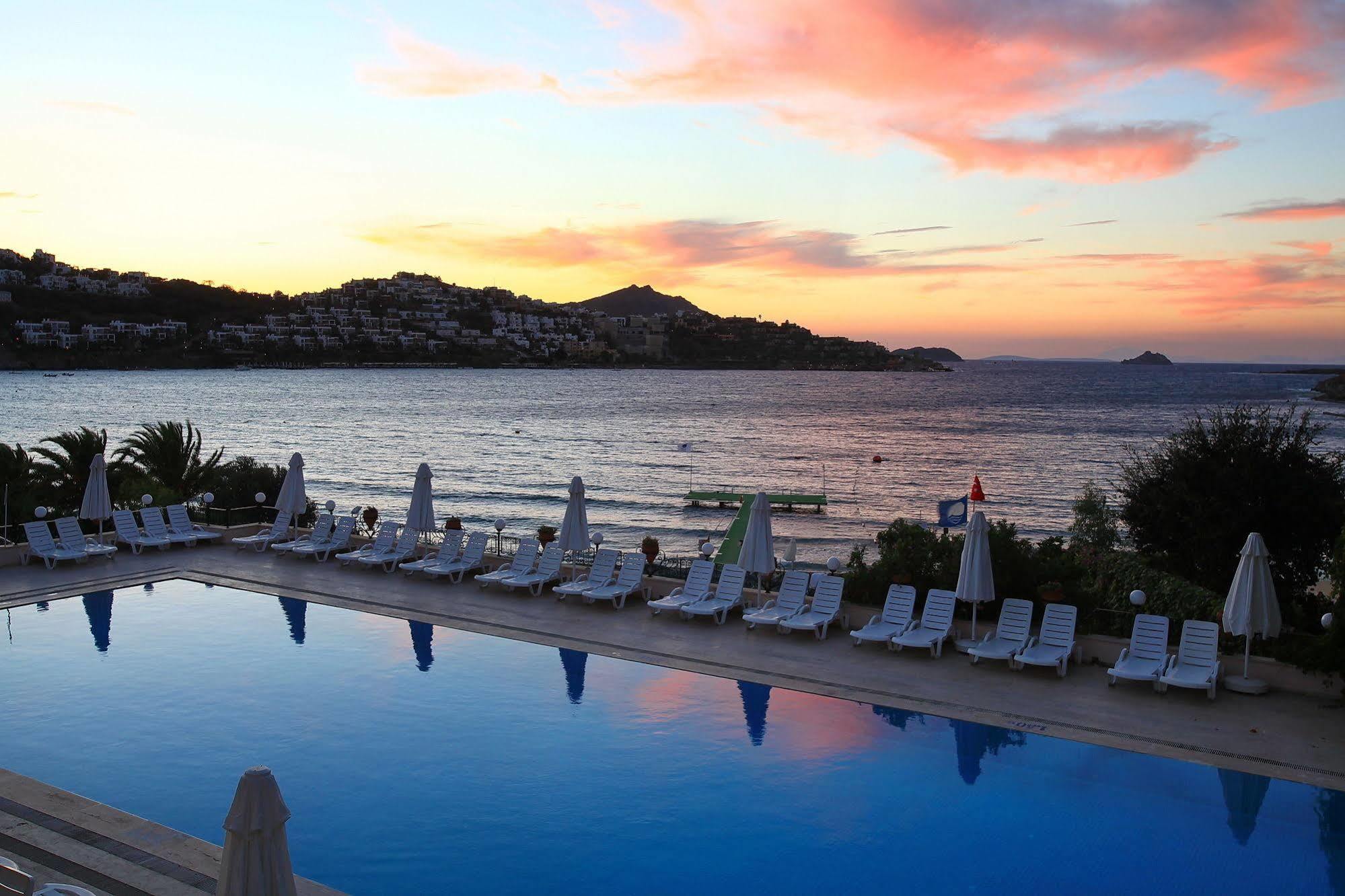 Cactus Mirage Family Club Hotel Yalıkavak Exterior foto