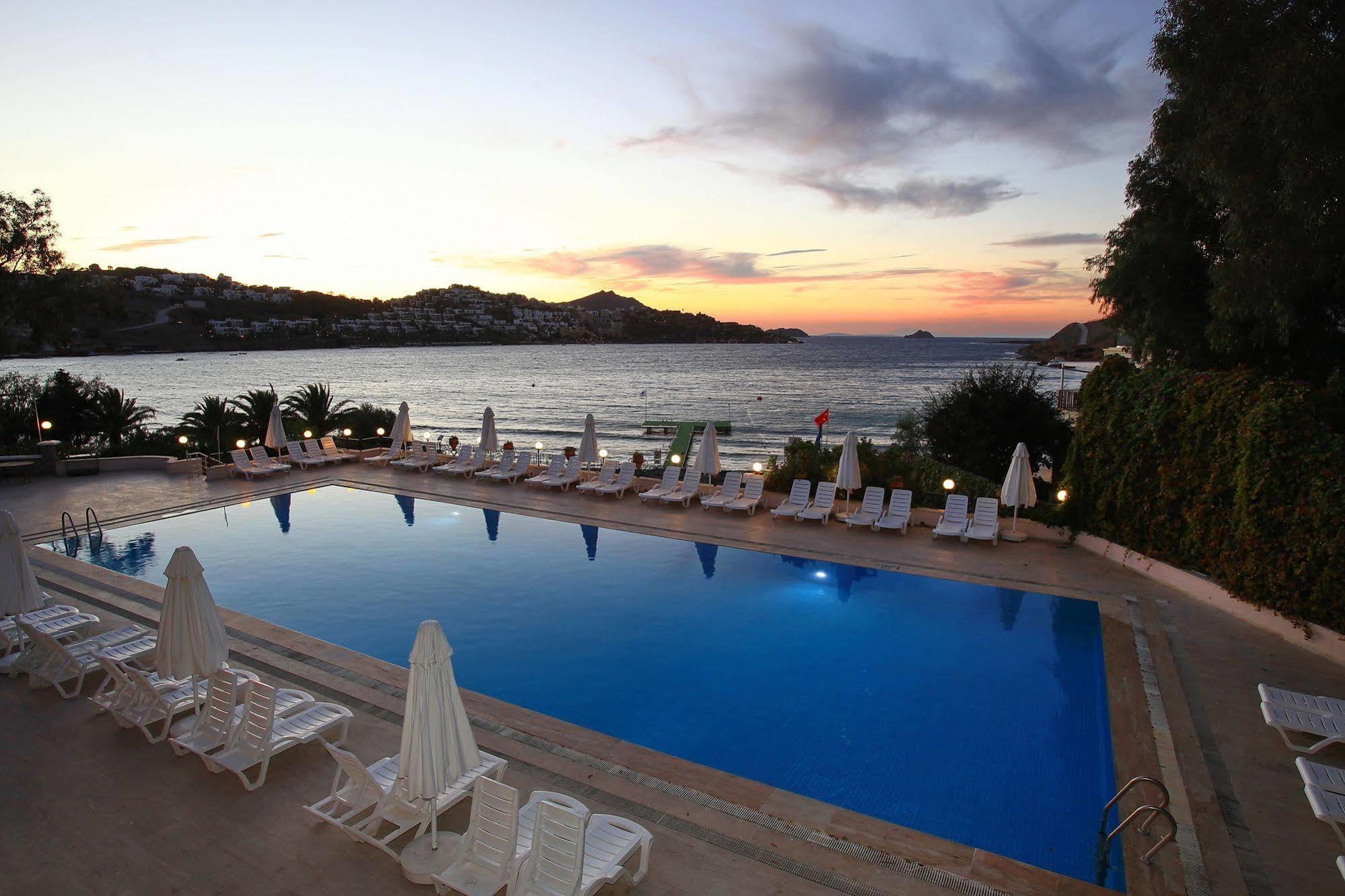 Cactus Mirage Family Club Hotel Yalıkavak Exterior foto